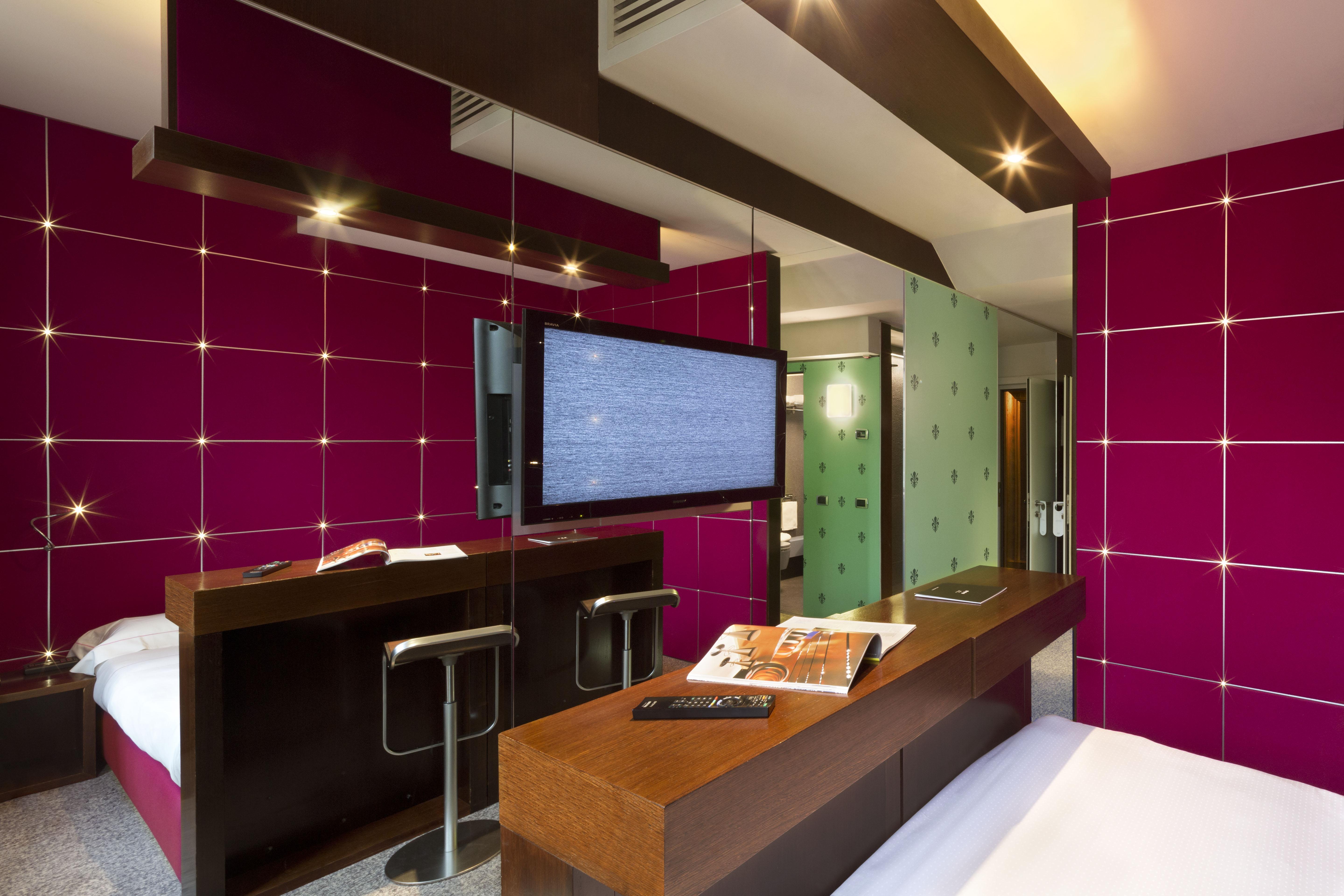 Una Hotels Vittoria Firenze Экстерьер фото